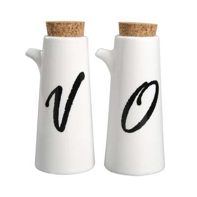 Unique design restaurant 2 pcs crockery ceramic oil and vinegar set with cork lid